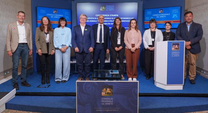 Comunicato Stampa: CRV - Zanoni (AVS): &ldquo;Riconvertire allevamenti intensivi per garantire il benessere animale"