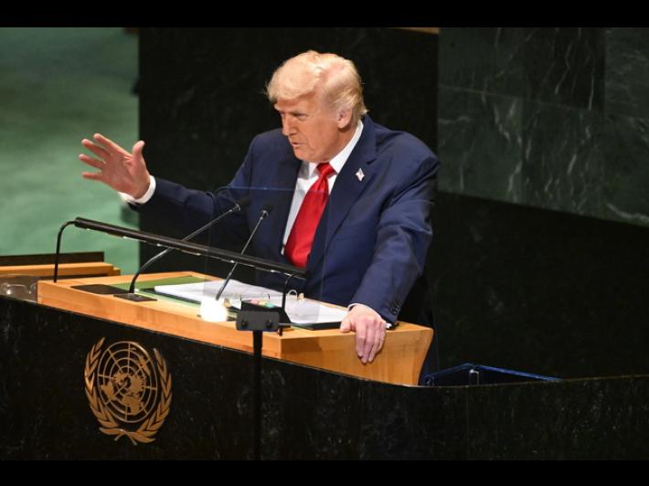 Trump, 'molto deluso da Putin, &egrave; il momento di fermarsi'