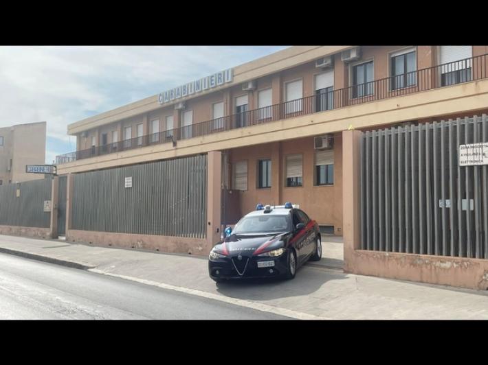 Giovane sequestrato in piazza da banditi incappucciati a Vittoria: sentiti genitori e amici, appello del vescovo 