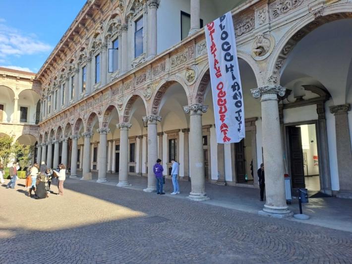 Studenti Statale Milano riuniti in assemblea