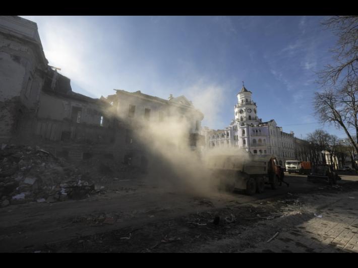 Raid russi sulla regione ucraina di Sumy, almeno 3 morti