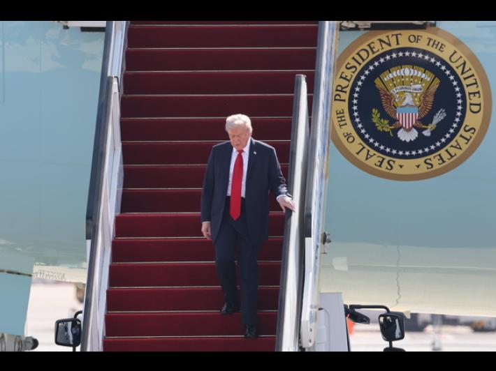 Trump, 'vorrei avere Al Sisi nel consiglio pace per Gaza'