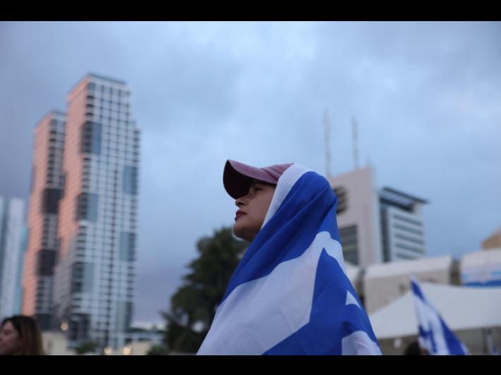 Hamas fa telefonare i rapiti ancora a Gaza alle famiglie