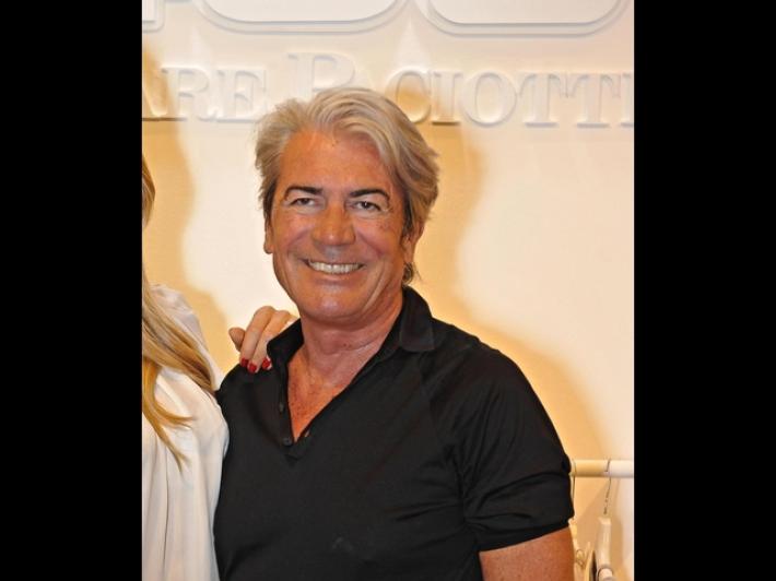 Morte Cesare Paciotti, 'trasform&ograve; l'odore del cuoio in stile'