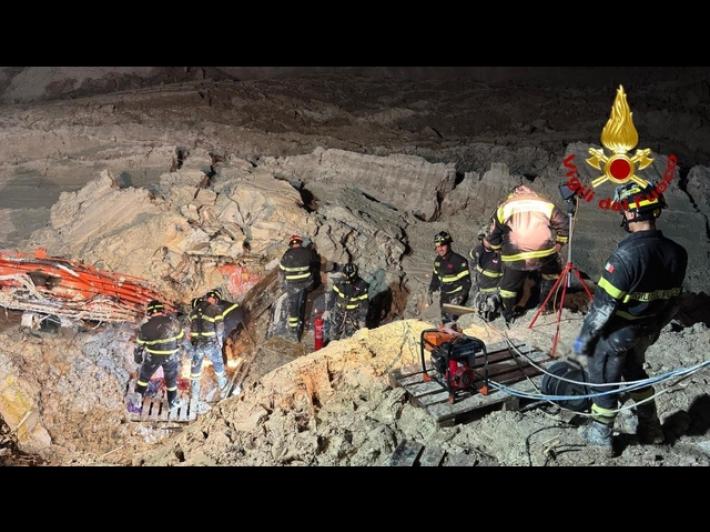 Operaio muore sommerso dalla terra, la Procura apre un fascicolo