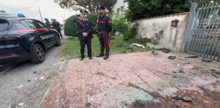 Esplode sotto casa l'auto di Ranucci: le forze dell'ordine sul posto