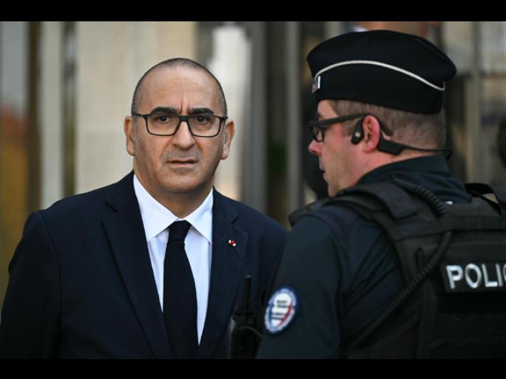 Ministro Interno, 'gioielli rubati al Louvre inestimabili'