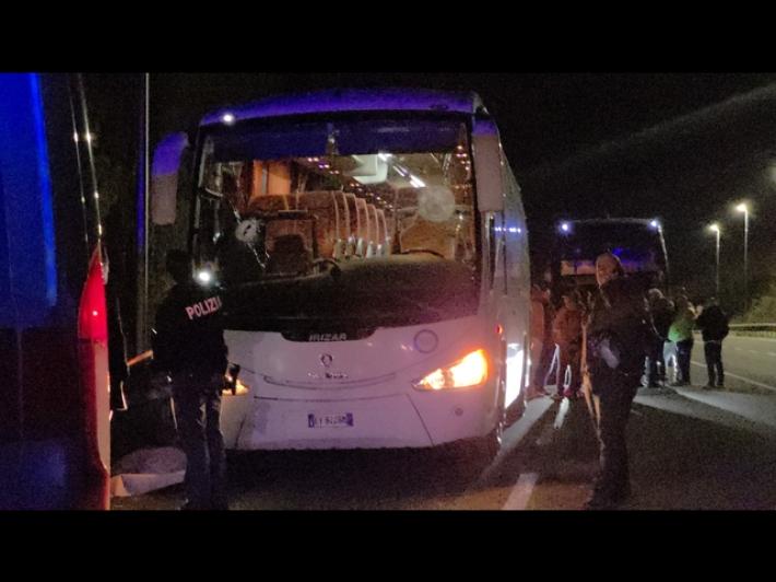 Agguato al pullman del Pistoia basket, il Pm ordina il test del Dna per altri 6 ultr&agrave; 