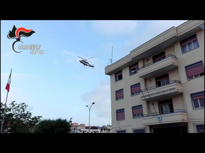 Fugge in Spagna dopo un blitz del 2024, arrestato nel Napoletano