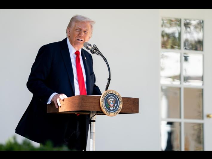 Trump, 'parler&ograve; con Xi di come mettere fine a guerra in Ucraina'