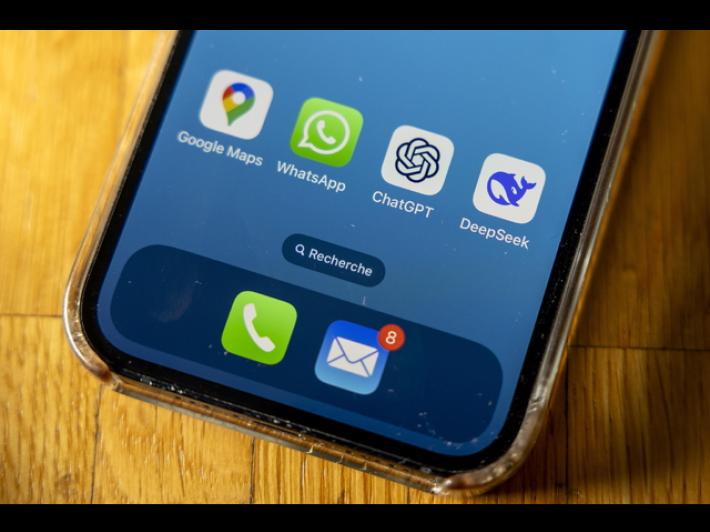 'Oltre 1 milione di utenti di ChatGpt esprime tendenze suicide'