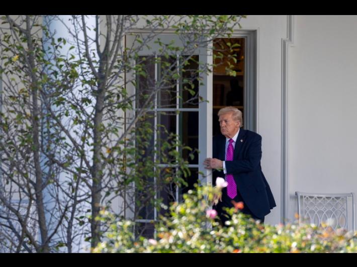 Casa Bianca limita l'accesso dei reporter nella West Wing