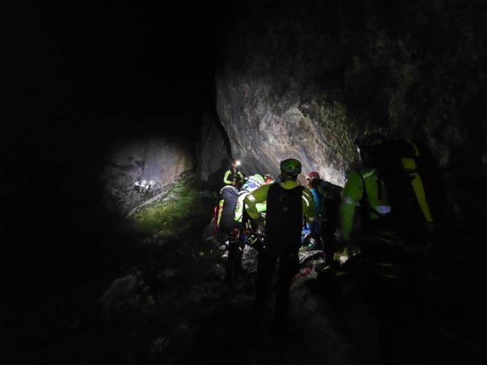 Valanga sull' Ortless trovati morti i due dispersi, padre e figlia 17enne