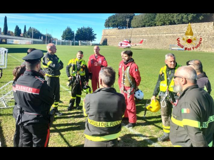 Ventenne scomparsa a Montalcino: unica traccia, i suoi occhiali. Continuano le ricerche