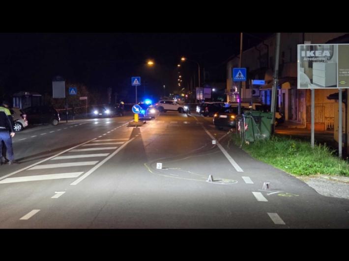 Muore un'anziana investita e trascinata per 20 metri in Friuli: l'automobilista non si sarebbe accorto di averla agganciata