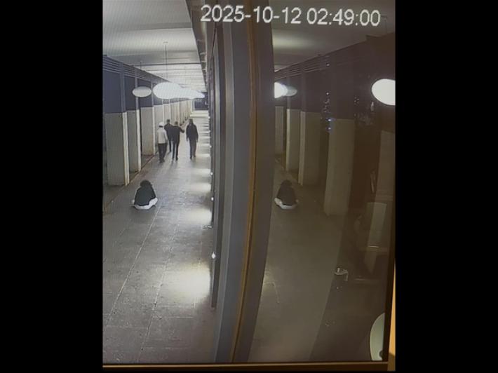 Genitori studente accoltellato, vigliacchi e indifferenti