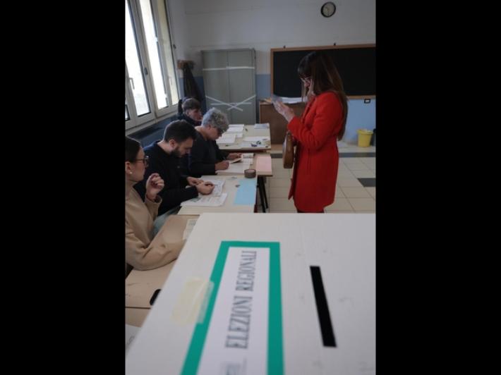 Regionali: alle 23 in Veneto affluenza al 33,88%, calo del 12,2%