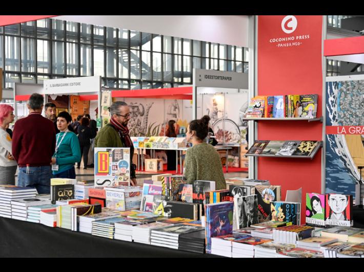 Tre italiani su quattro hanno letto almeno un libro nel 2025