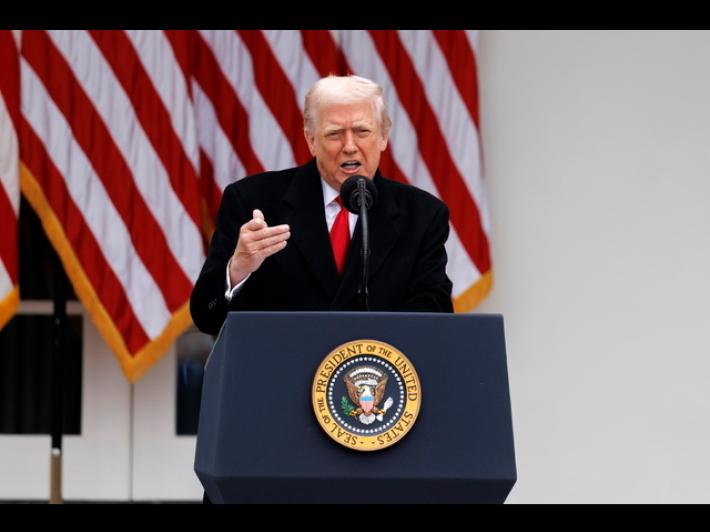 Trump, 'i russi stanno facendo concessioni sull'Ucraina'