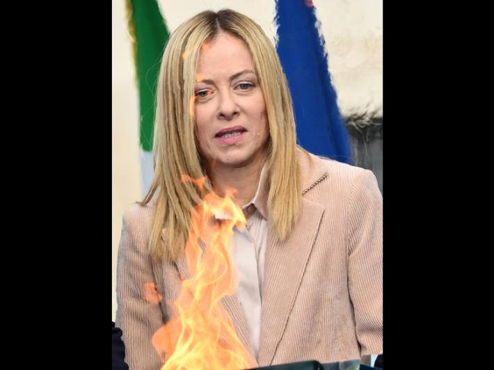 Politica su auto ed emissioni, Giorgia Meloni e 5 leader all'Unione Europea: "Aprire ad auto ibride e biofuel"