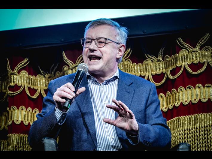 Stop alla conferenza Barbero-D'Orsi su "Democrazia in tempo di guerra", protesta Rifondazione a Torino