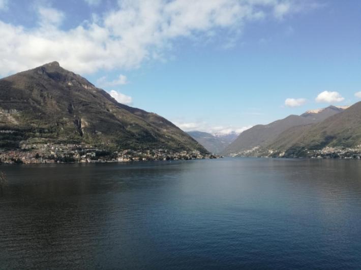 Morta ragazza di 23 anni annegata nel lago di Como