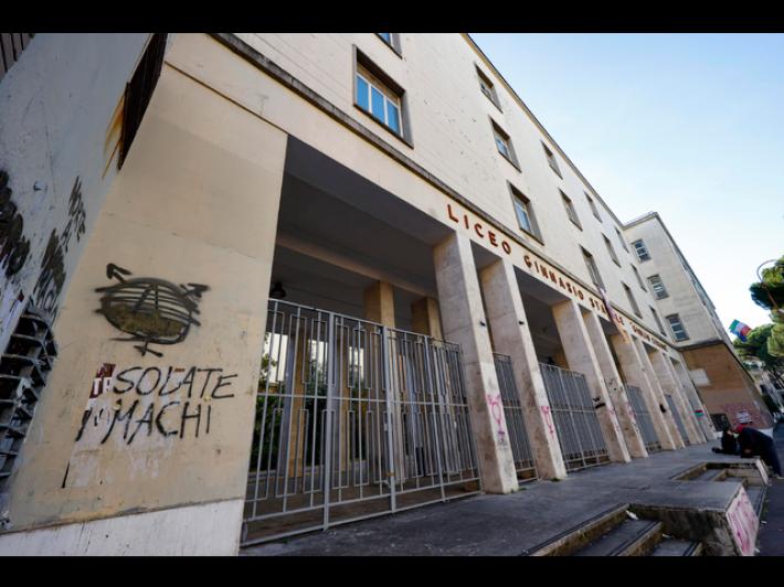 Una nuova "lista degli stupri" in un liceo di Roma. Aperta un'indagine per il caso al liceo "Giulio Cesare"