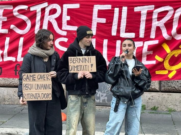 Bernini, 'non &egrave; una sanatoria, riempiremo tutti i posti della graduatoria di Medicina'