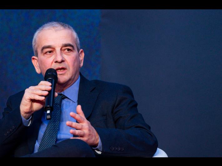 Fazzolari, dl armi? Se serve parlare anche di pace si far&agrave;