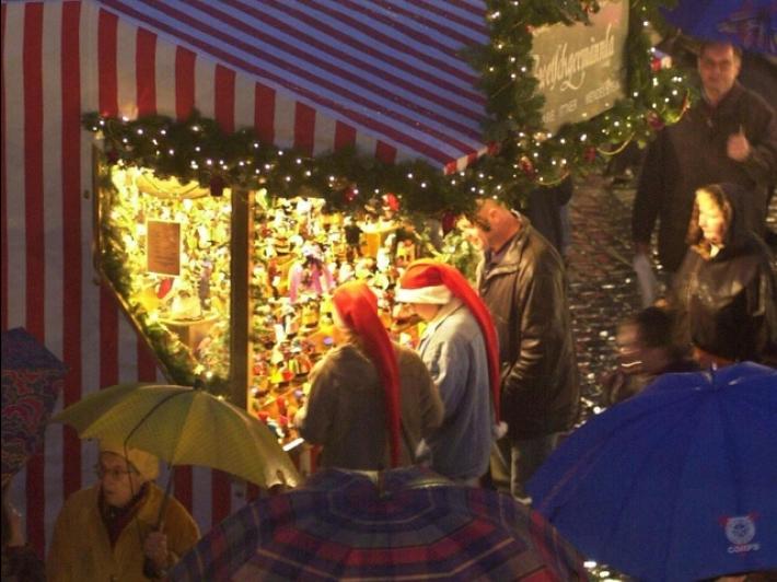 Germania, sventato piano di attacco a un mercatino di Natale in Baviera