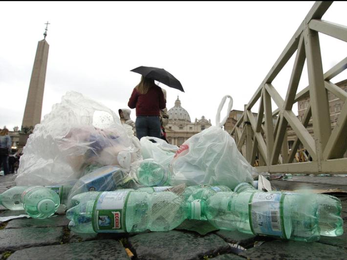 Hera firma un accordo col Vaticano per la gestione dei rifiuti