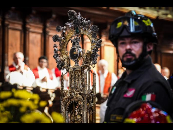 Si &egrave; ripetutio il 'prodigio' della liquefazione del sangue di San Gennaro