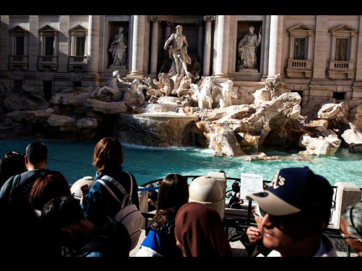 Dal 7 gennaio la Fontana di Trevi sar&agrave; a pagamento