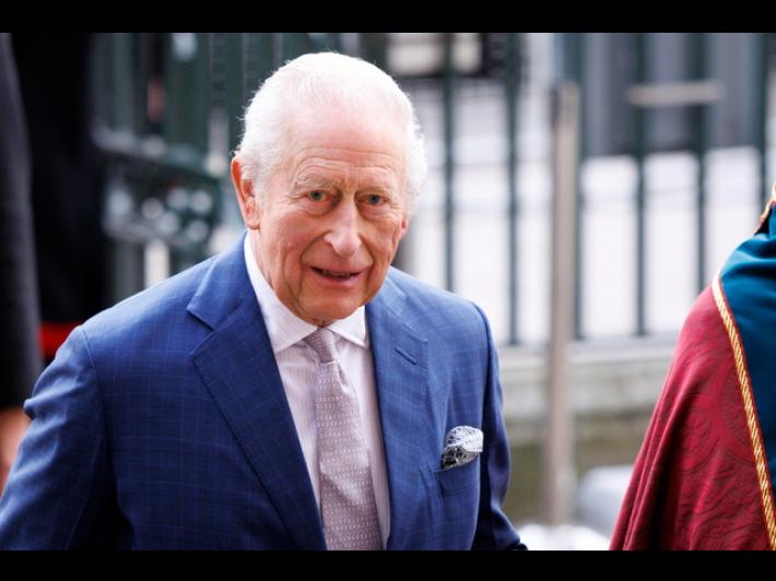 Re Carlo resta il 'lavoratore pi&ugrave; diligente' di casa Windsor, William latita