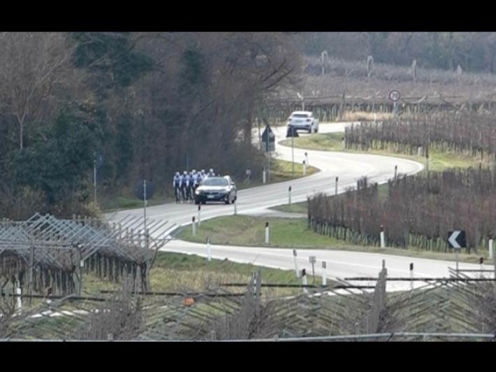 Presentata una denuncia per i colpi di pistola contro il gruppo di ciclisti