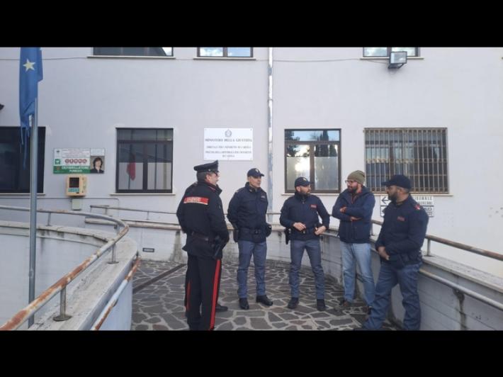 Tribunale dei minorenni conferma, bimbi restano in casa famiglia