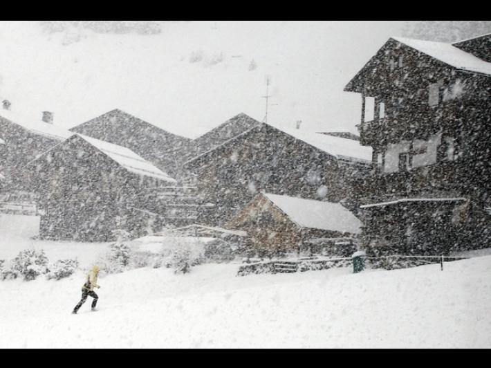 A Natale neve in montagna, vento e piogge battenti in pianura