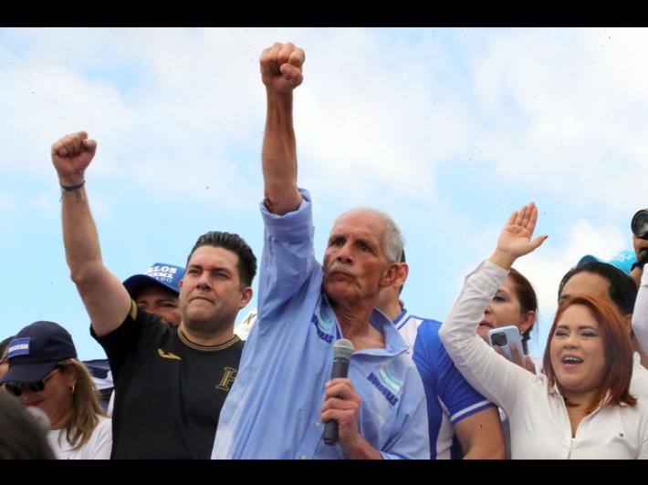 Il candidato di destra Asfura &egrave; il nuovo presidente dell'Honduras