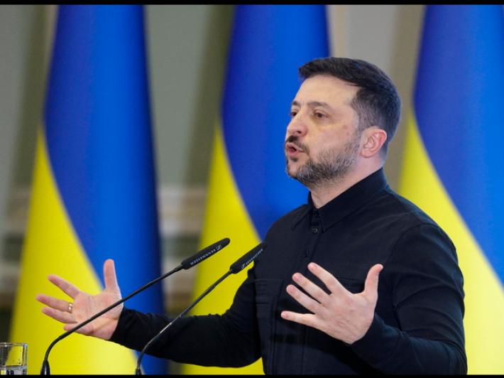 Zelensky, 'posizioni forti per impedire a Putin di eludere la pace'