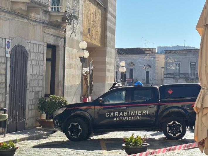 Allarme bomba in due Comuni del nord Barese, evacuati