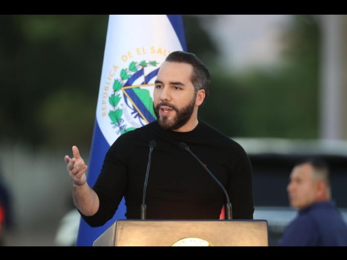 Bukele, 'se potessi rimarrei alla presidenza altri 10 anni'