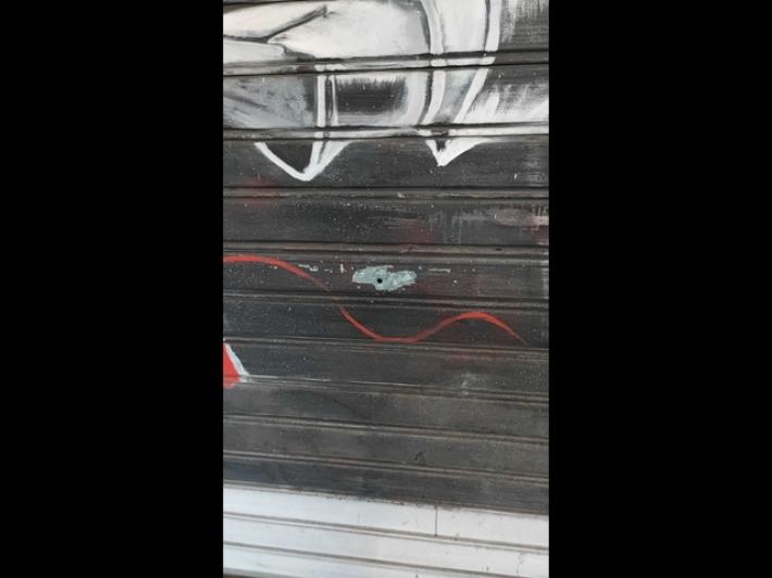 Cgil, nella sede di Primavalle a Roma 5 fori di proiettile