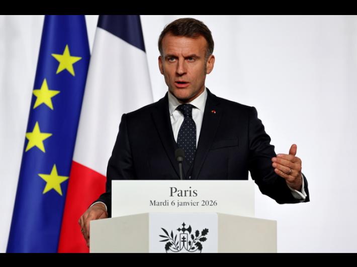 Macron, gli Usa si allontanano da alleati e norme internazionali