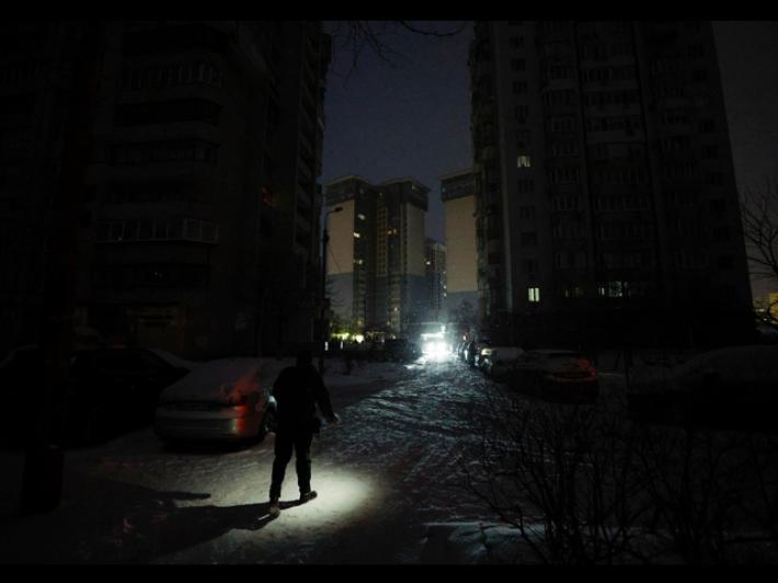 Kiev ancora senza acqua e riscaldamento per emergenza elettrica