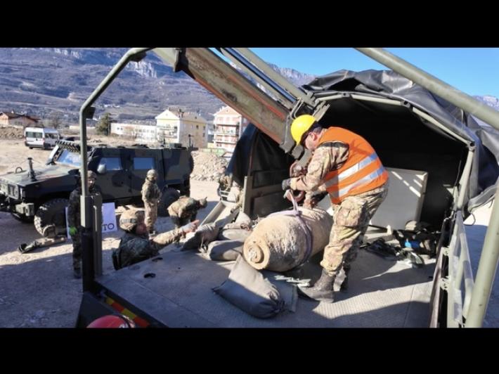 Dopo il disinnesco di una bomba riaperta la zona rossa in Trentino