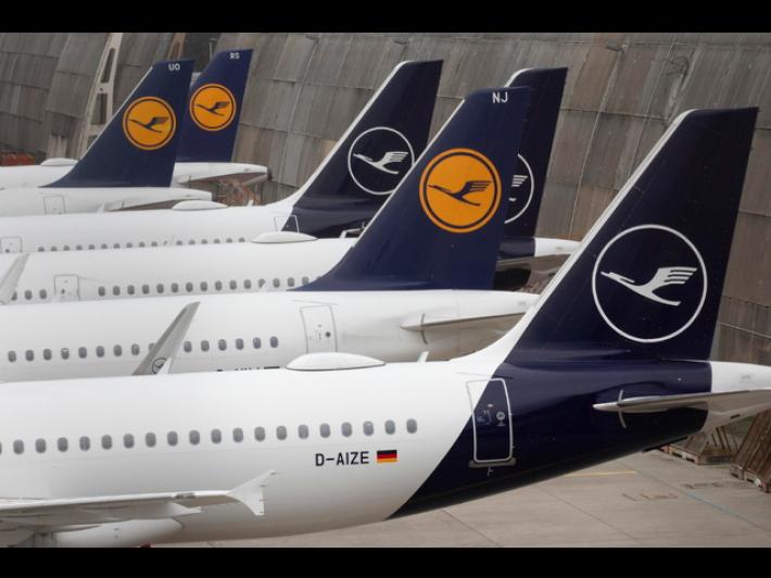 Lufthansa, eviteremo lo spazio aereo Iran e Iraq fino a nuovo avviso