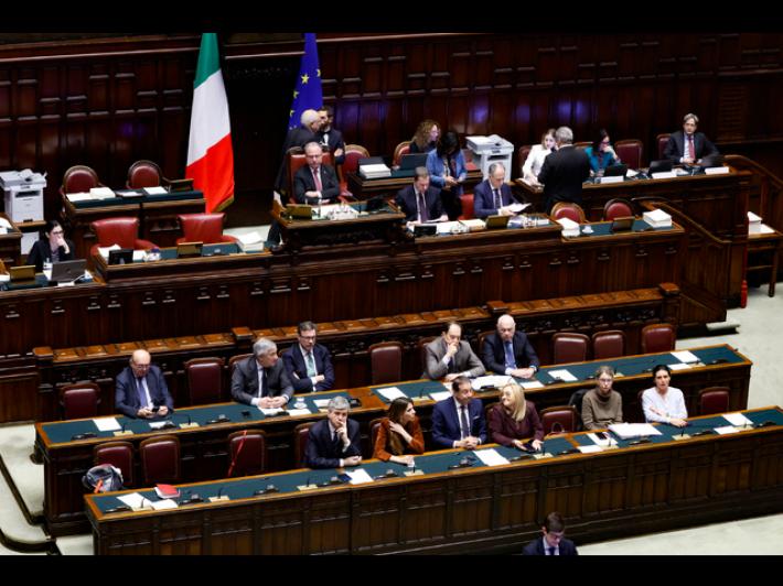 Via libera alla risoluzione di maggioranza, sostegno per la difesa dell'Ucraina