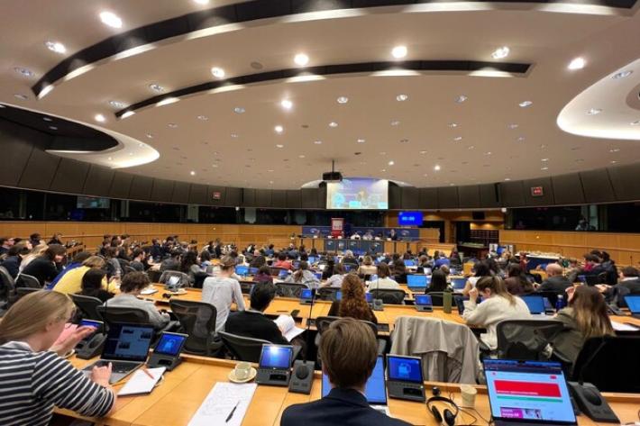 Scontro al Pe sulla relazione rapporti Ue-Usa, Socialisti cercano il rinvio