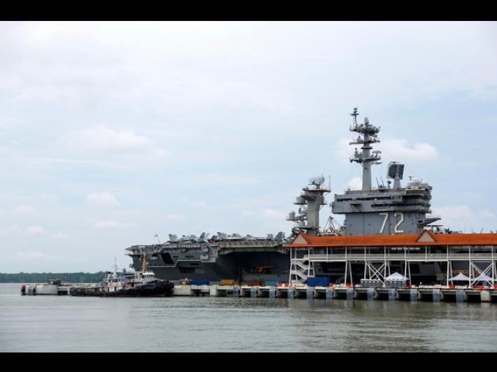 Gli Usa spostano la portaerei Lincoln dal Mar Cinese al Medio Oriente