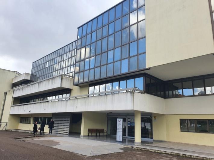 Coniugi travolti e uccisi alla fermata del bus, investitore dovr&agrave; risarcire 7 nipoti